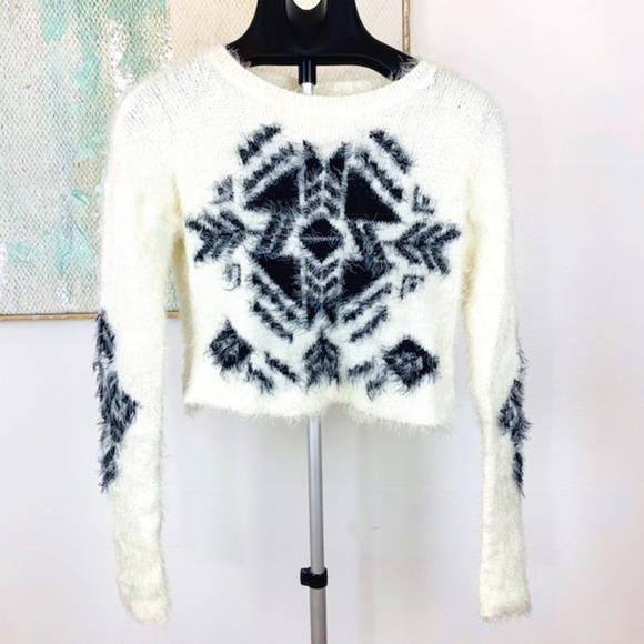 Hollister Tops - Hollister fuzzy/shaggy  sweater. M.